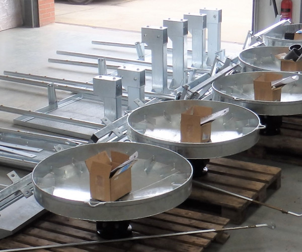 Galvanised rotating distributors suitable to refurbish Farrer self-dosing rotating distributors